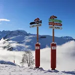 Hotel La Meije 2*